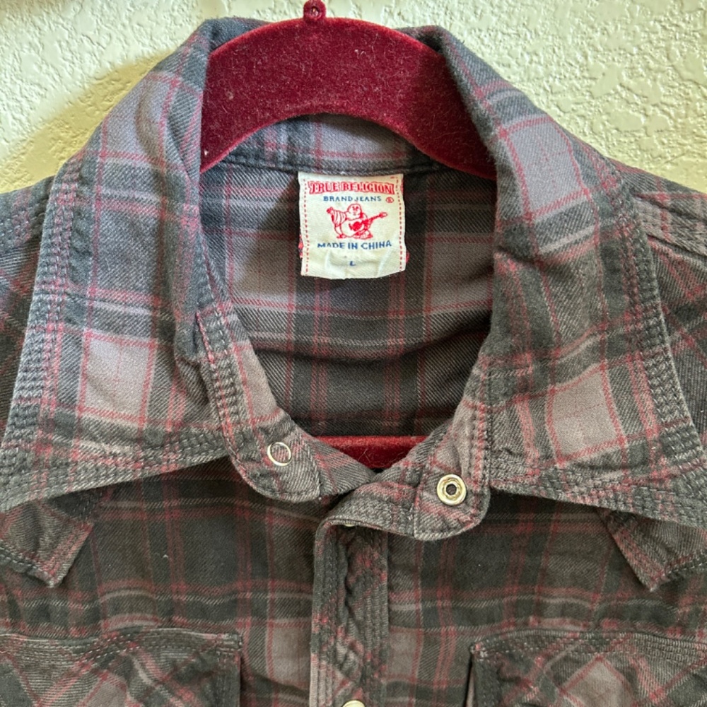 True religion button down - Picture 3 of 3